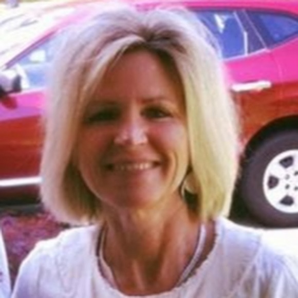 Meet your Posher, Karen - Picture 1 of 1